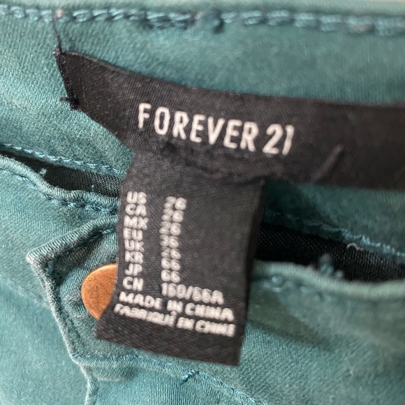 Forever 21 Green Low-Rise Skinny Jeans - Picture 3 of 3